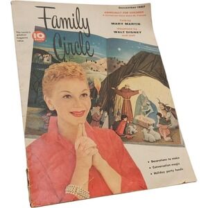 Vintage Family Circle Magazine December 1957 Walt Disney Mary Martin Christmas
